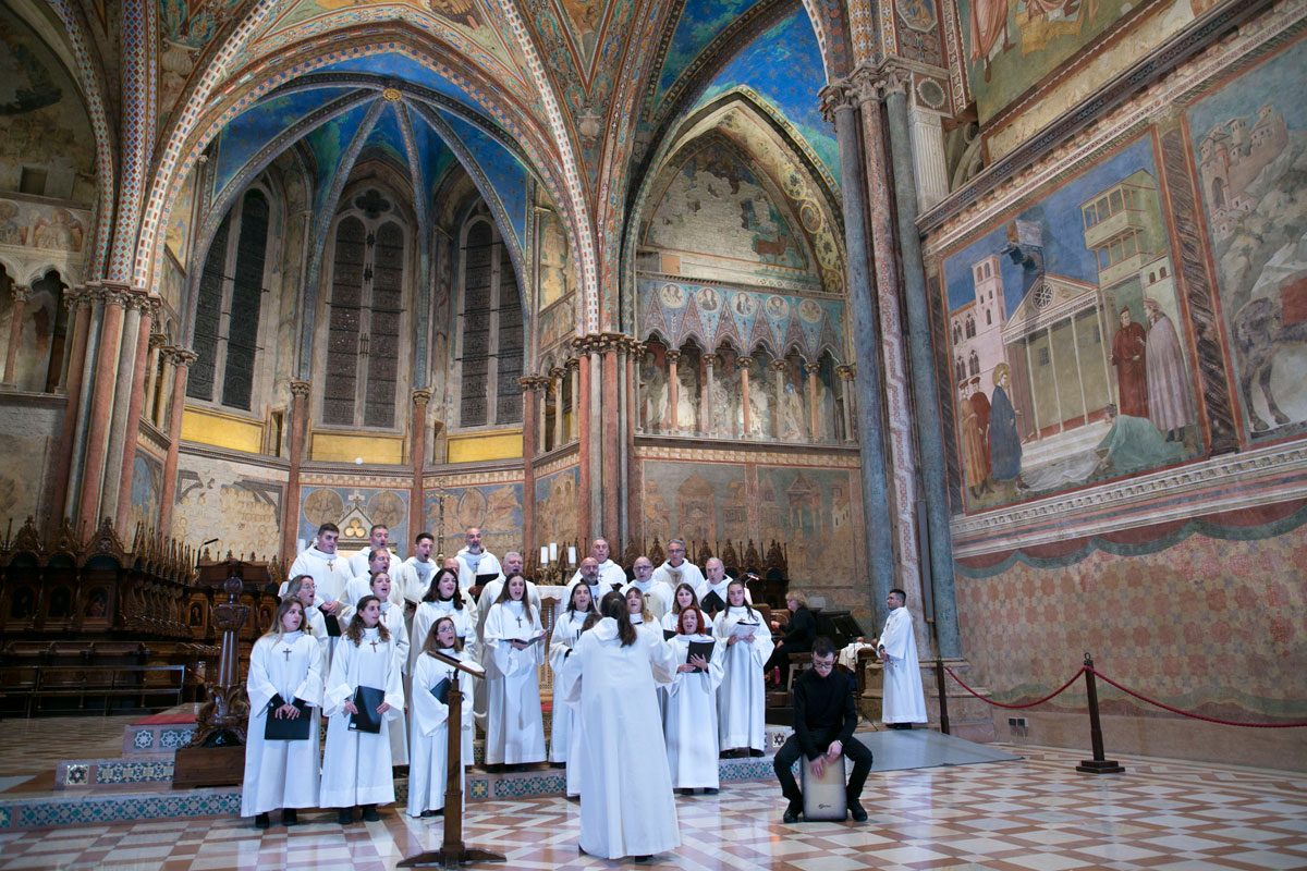 Assisi Pax Mundi 2022. “Et dame fede dricta”